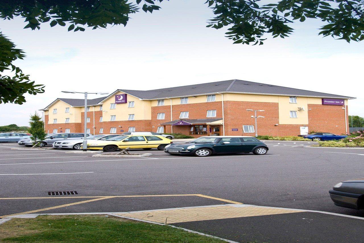 Premier Inn Swindon Central Exteriör bild