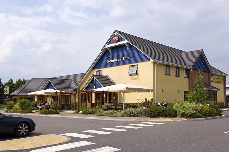 Premier Inn Swindon Central Exteriör bild