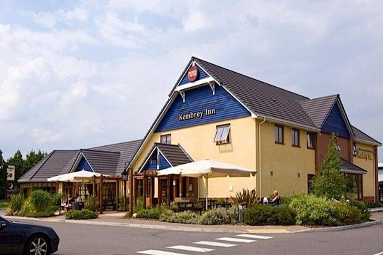 Premier Inn Swindon Central Exteriör bild